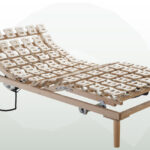 Rete a doghe in legno MULTIPLA FAGGIO MOTORIZZATA con gambe in faggio massello